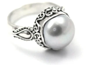 indiri-pearl-ring